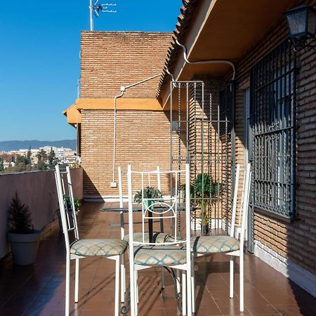 Atico Puente Romano Parking Gratuito 科爾多瓦 外观 照片
